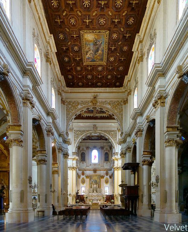 Suite Rosso & Nero Lecce Exterior photo